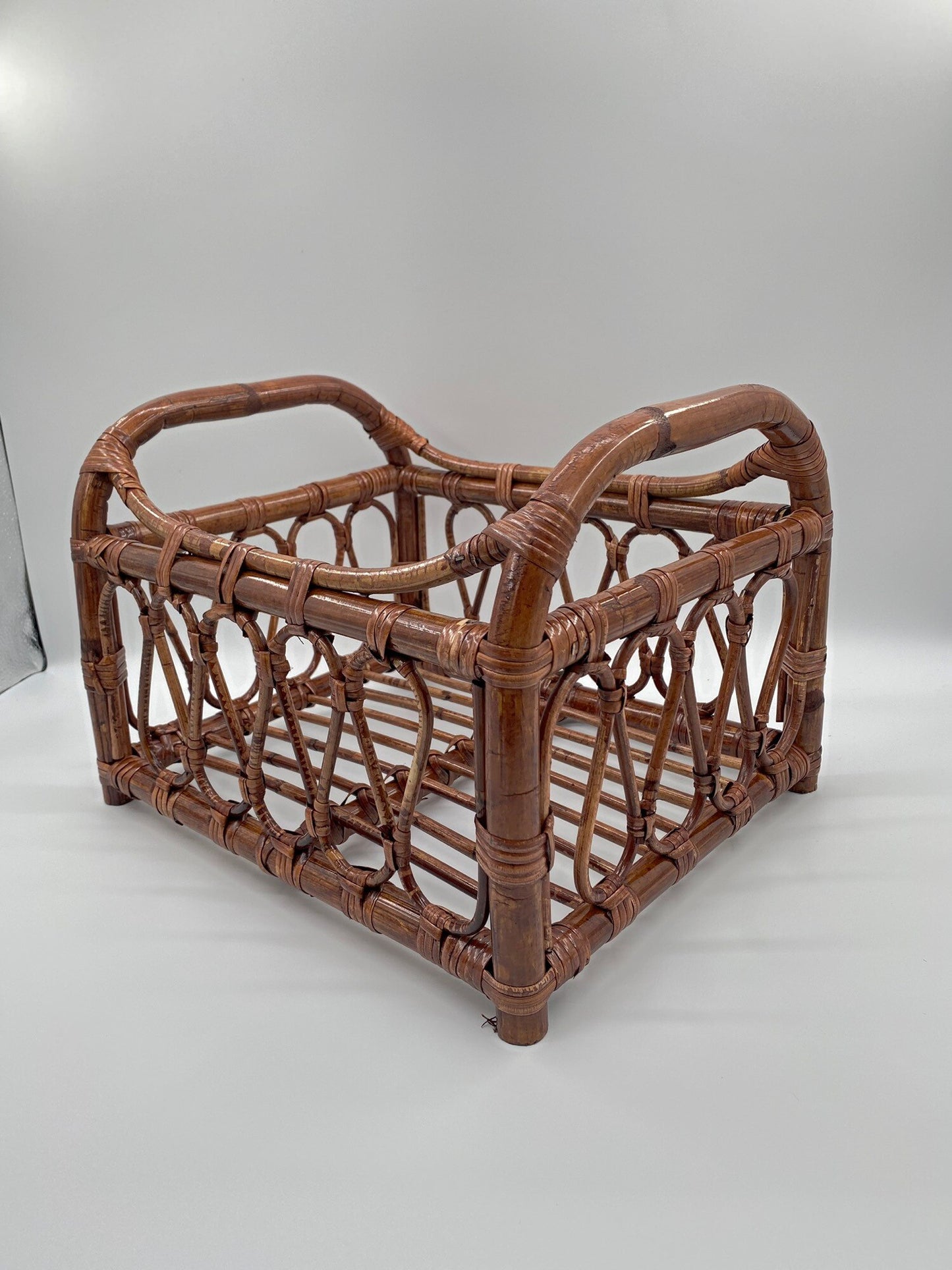 Newborn Rattan Basket/Bed